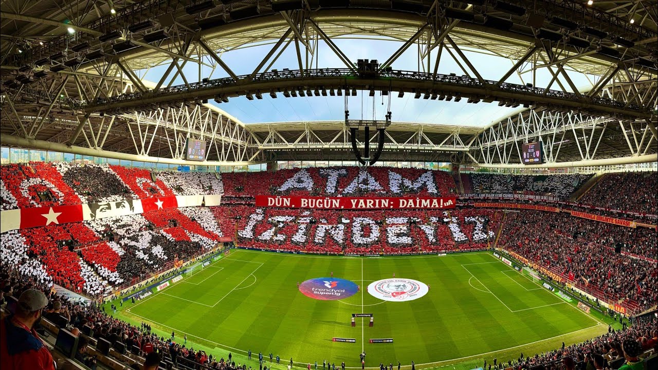 ♾️ 10 Kasım Atatürk'ü Anma Günü'ne özel koreografi. #galatasaray