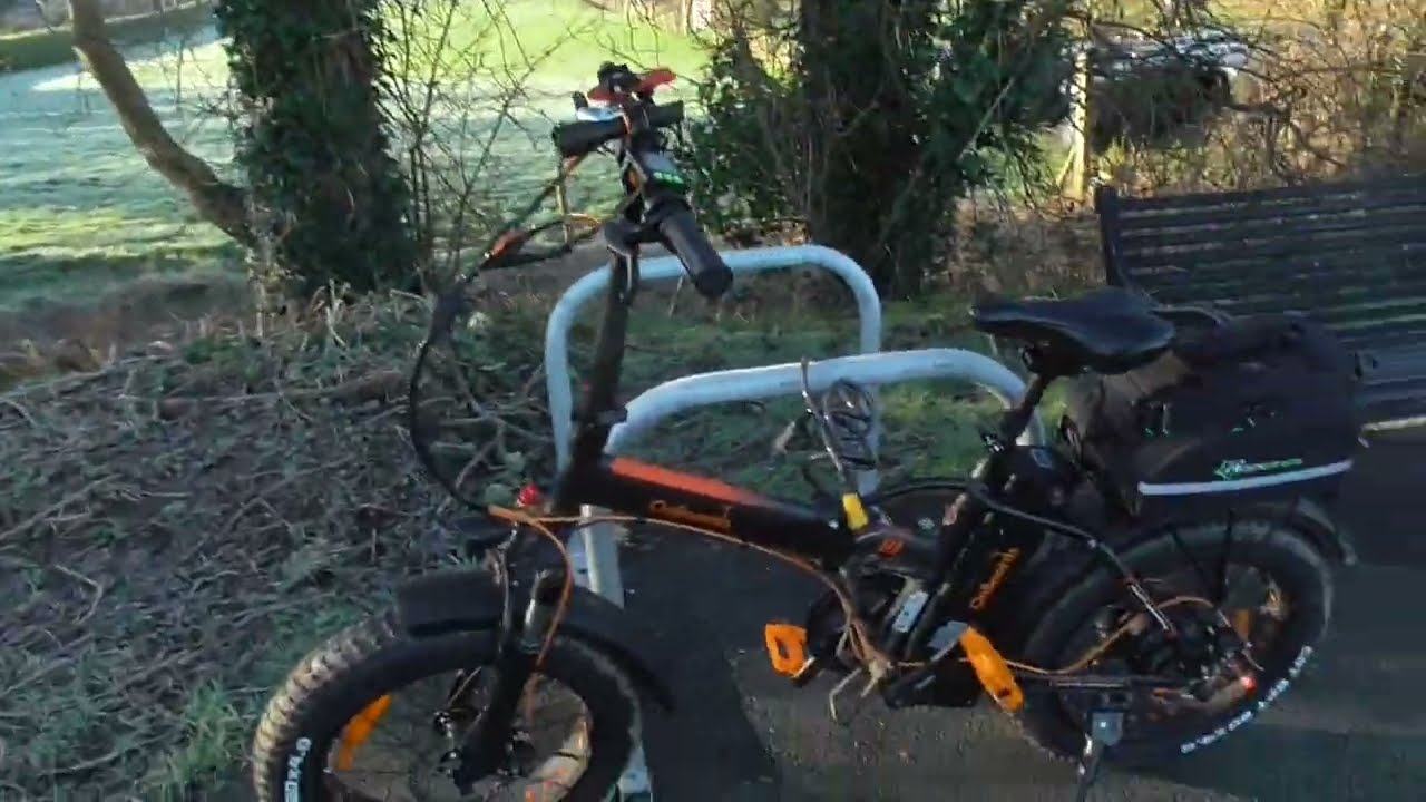 Onboards Fat Wheels 1 Folding Electric Bike