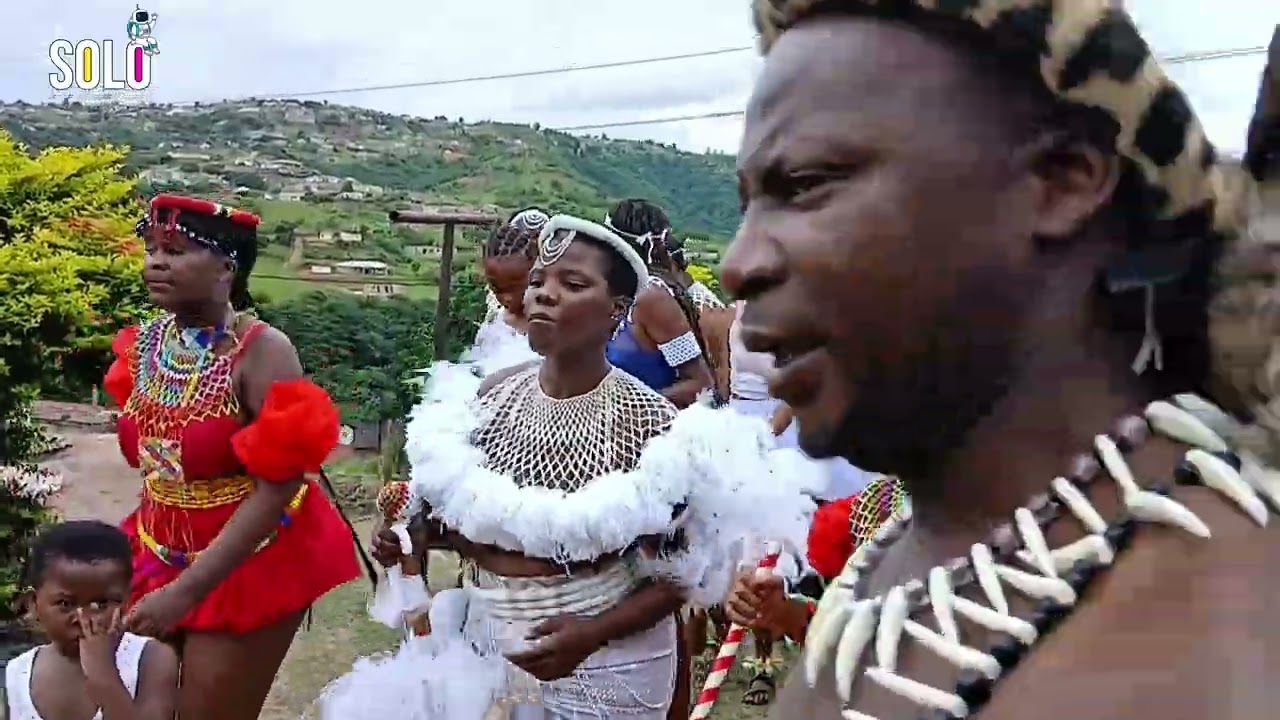 KO KHOHLISA : APHIWE UMHLONYANE