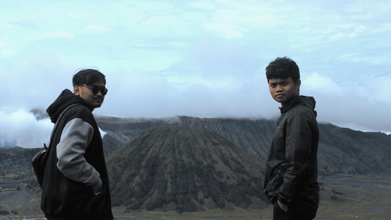 TOSIK 1 - Perjalanan Ke Gunung Bromo Via Probolinggo