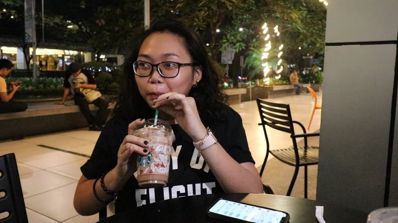 STARBUCKS GAMING + CHIKA BEFORE LARGA HONG KONG! (VLOG #12)
