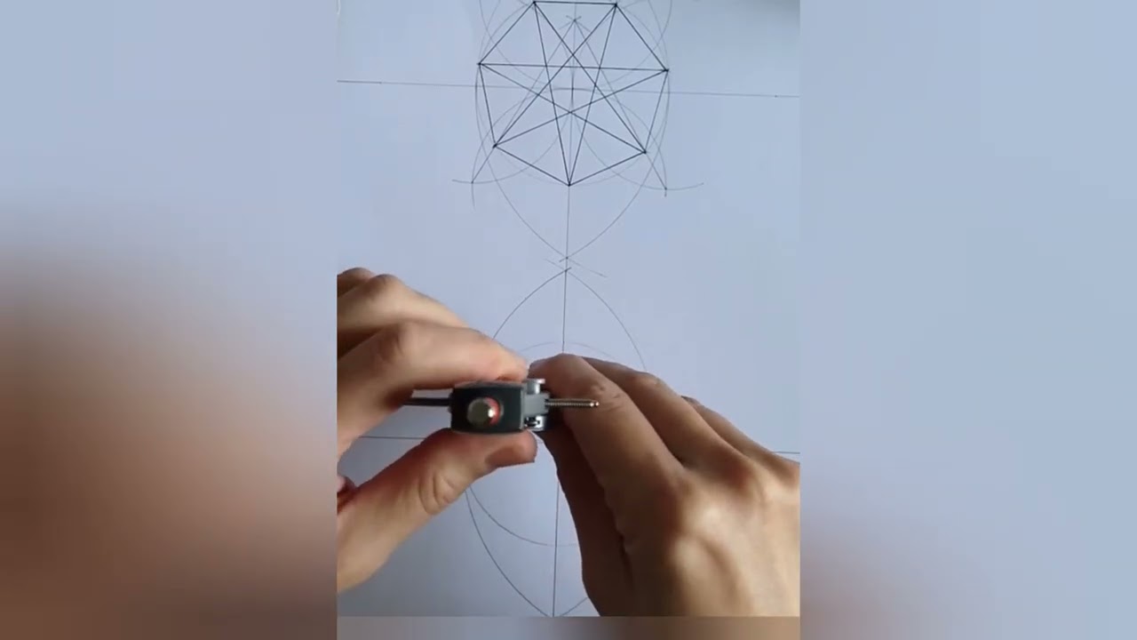 Dividing a circle into seven equal parts method #2       