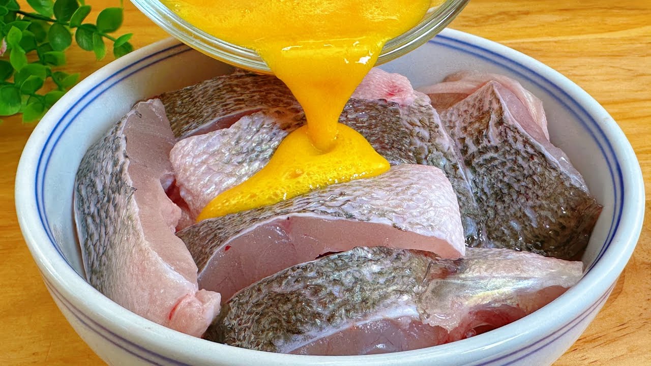 Новый способ приготовления судака: залейте яйцом, просто и вкусно!