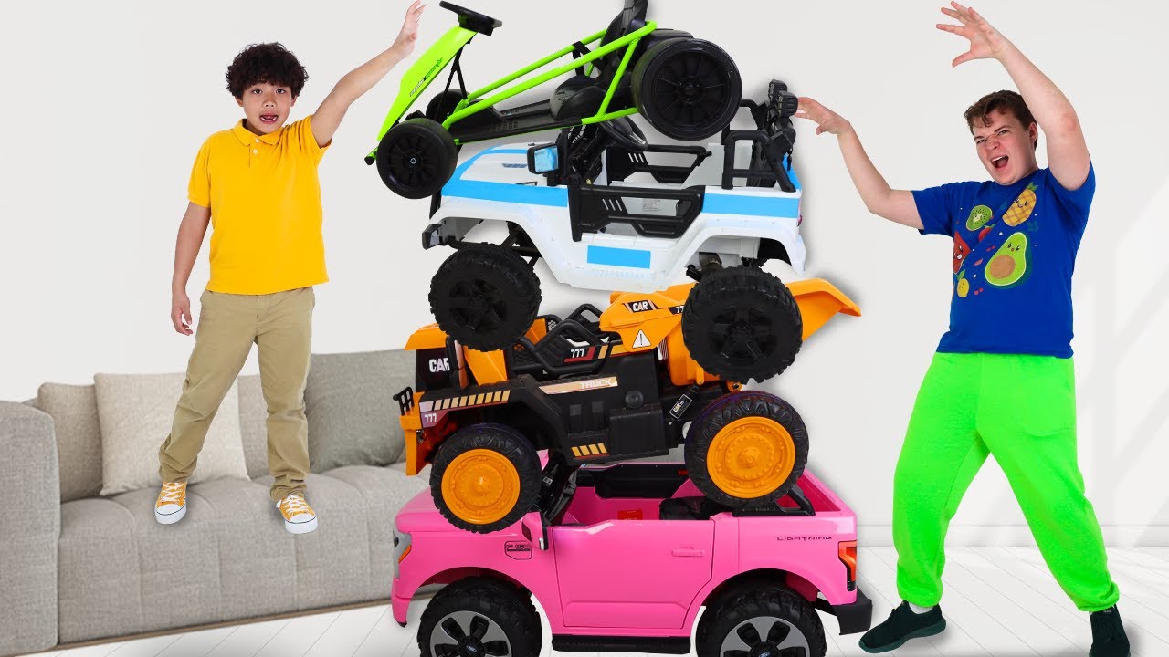 Kaden & Eric’s Magic Ride-On Car Mystery & Cleanup Mission! 🚗✨