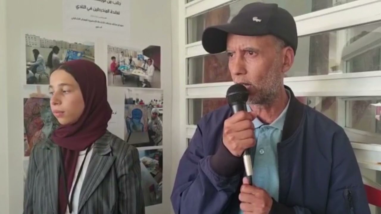 الثانوية الإعدادية جابر بن حيان بطنجة كانت على موعد مع المعرض التشكيلي لنادي الفنون والثقافة