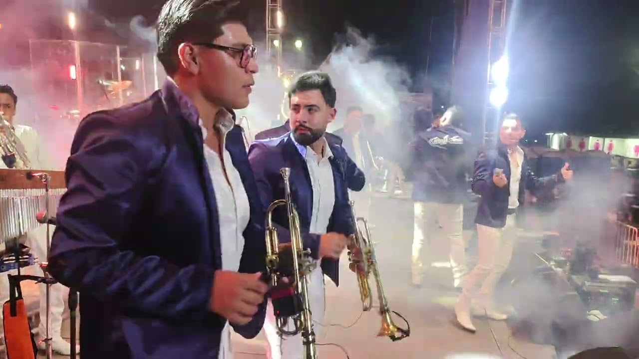 BANDA CAÑA VERDE EXPO GANADERA JALISCO 2025 NOCHES CON LA LOBA PRESENTE 