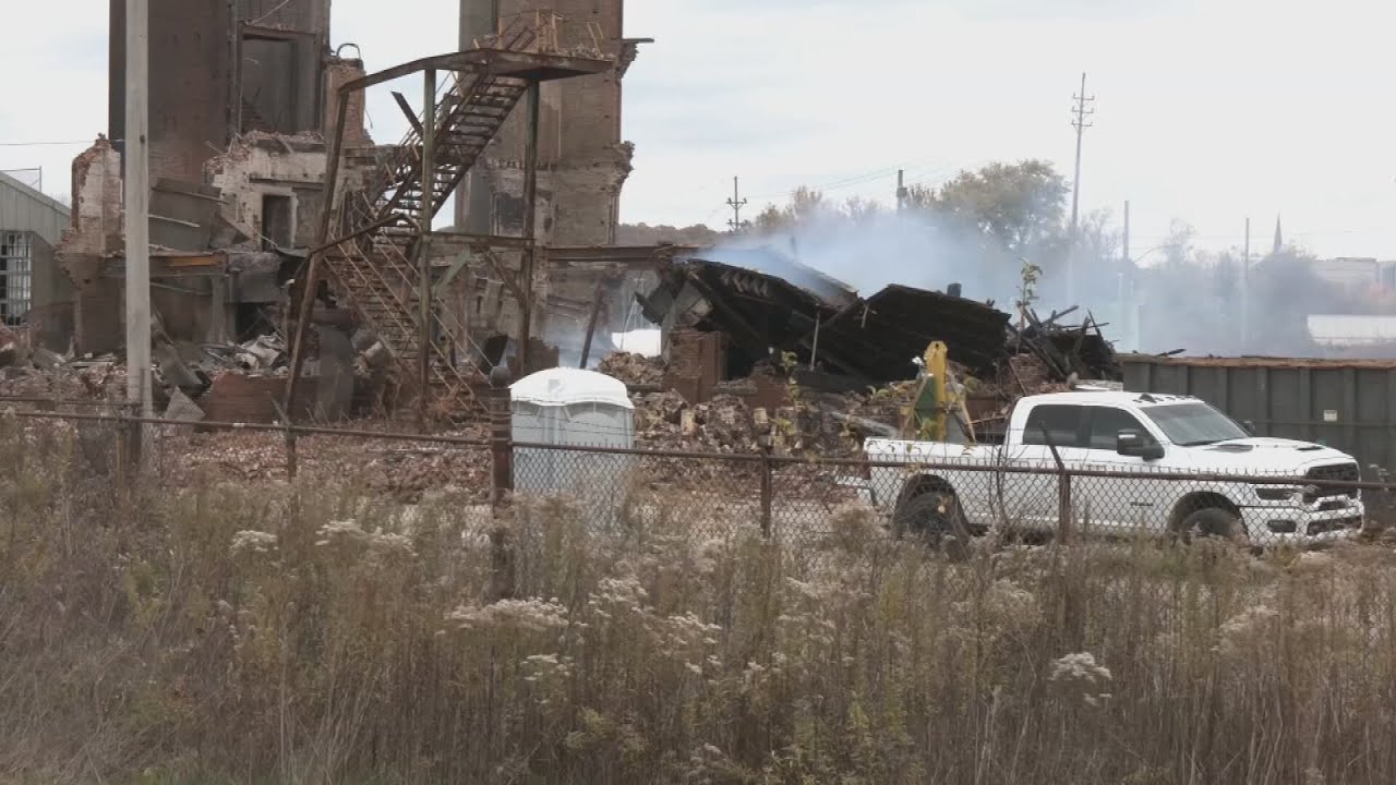 A look into the history of a local Jeep factory reduced to rubble after massive fire