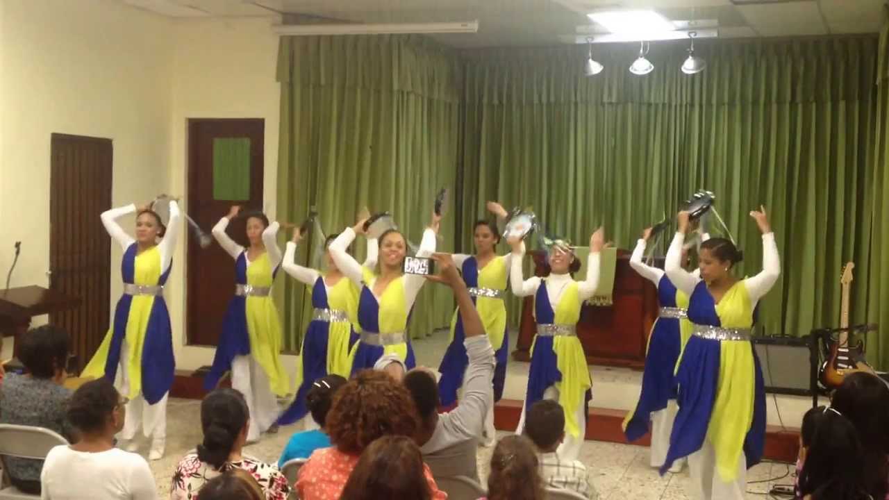 Toma tu pandero y danza- Ministerio de danza Vasijas de Honra