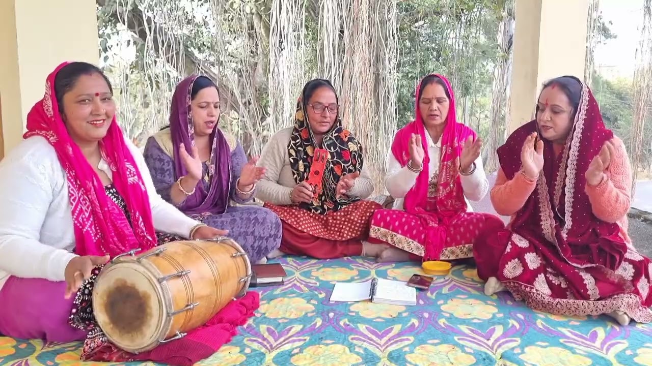 #bhajan #shiv दर भोले दे नची नची जांणा हो रौणकां छैल लगियां #kirtan🙏🏻