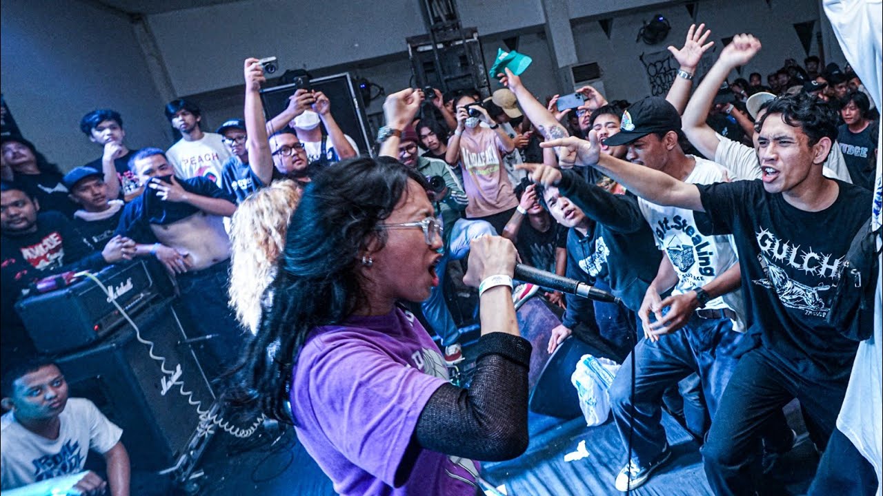 PEACH • FULL SET • 061 HARDFEST • FEBRUARY 26, 2023