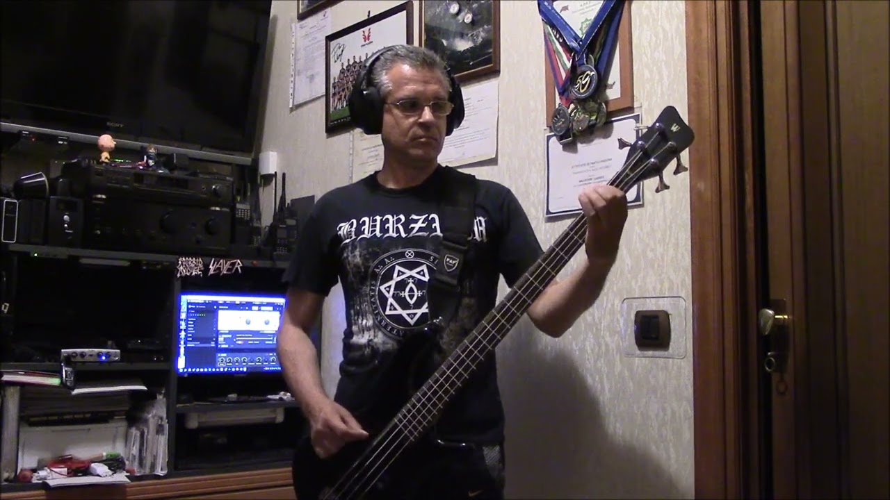 MAYHEM "Freezing Moon" BASS Cover