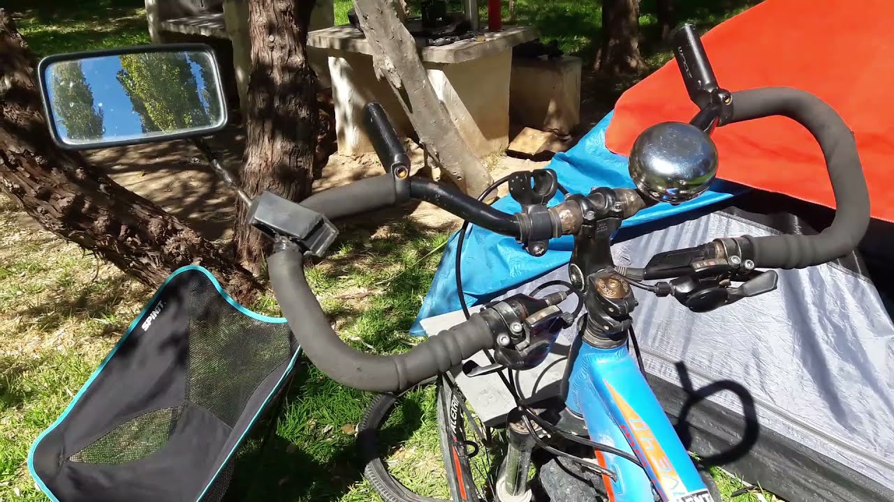 MI BICICLETA DE VIAJES. Todo casero, portaequipajes, porta botellas, y demás, hecho en casa.