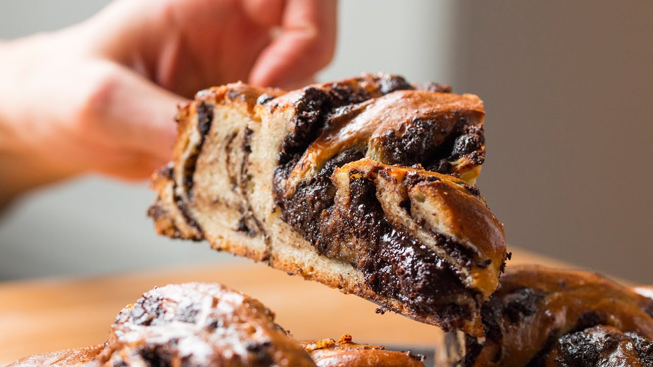 Chocolate Braided Swirl Bread "Babka"