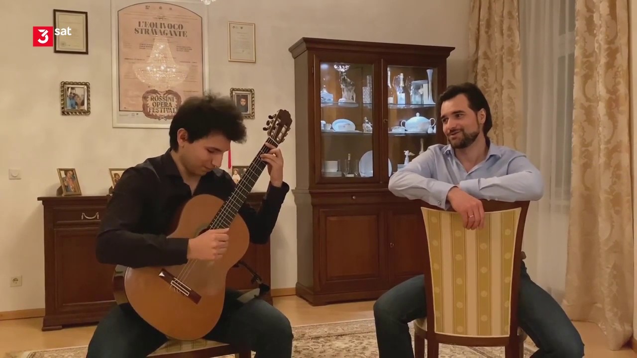 MOON RIVER (Best Version) 3sat - PAVEL KOLGATIN -Tenor, KIAN SOOFI -Gitarre. Breakfast at Tiffany’s
