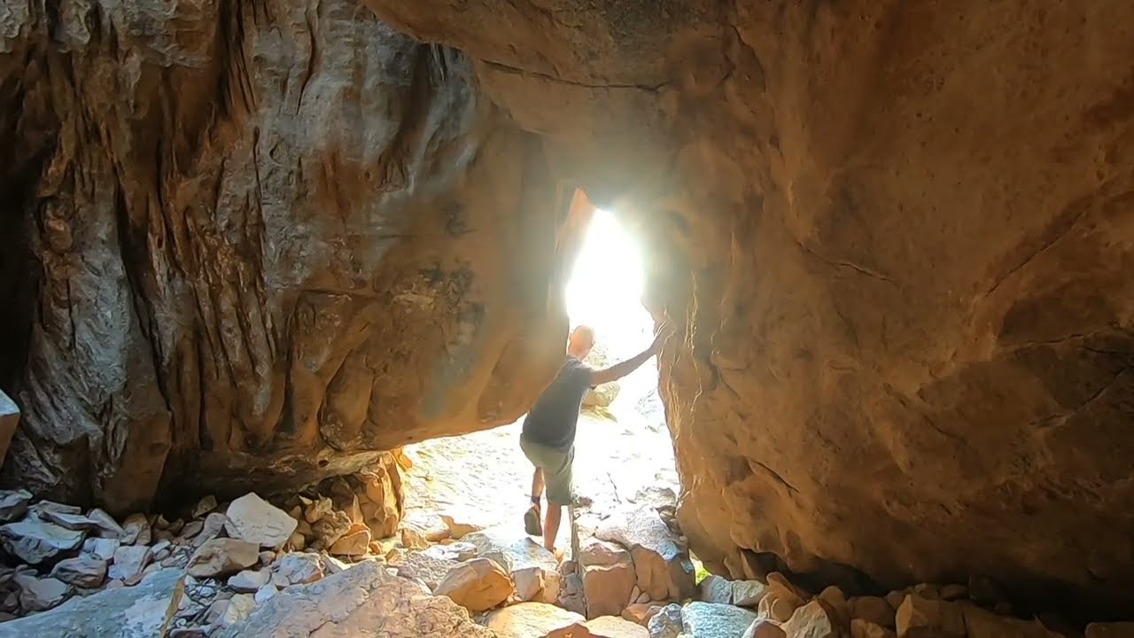 Wolfberg Cracks - The Cloete Tour Feb 2024