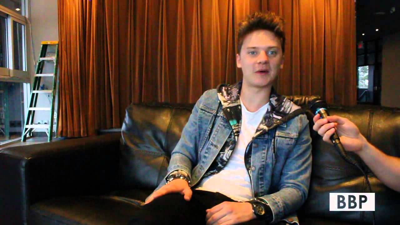 Conor Maynard crosses the pond to Canada! - Boom Boom POP