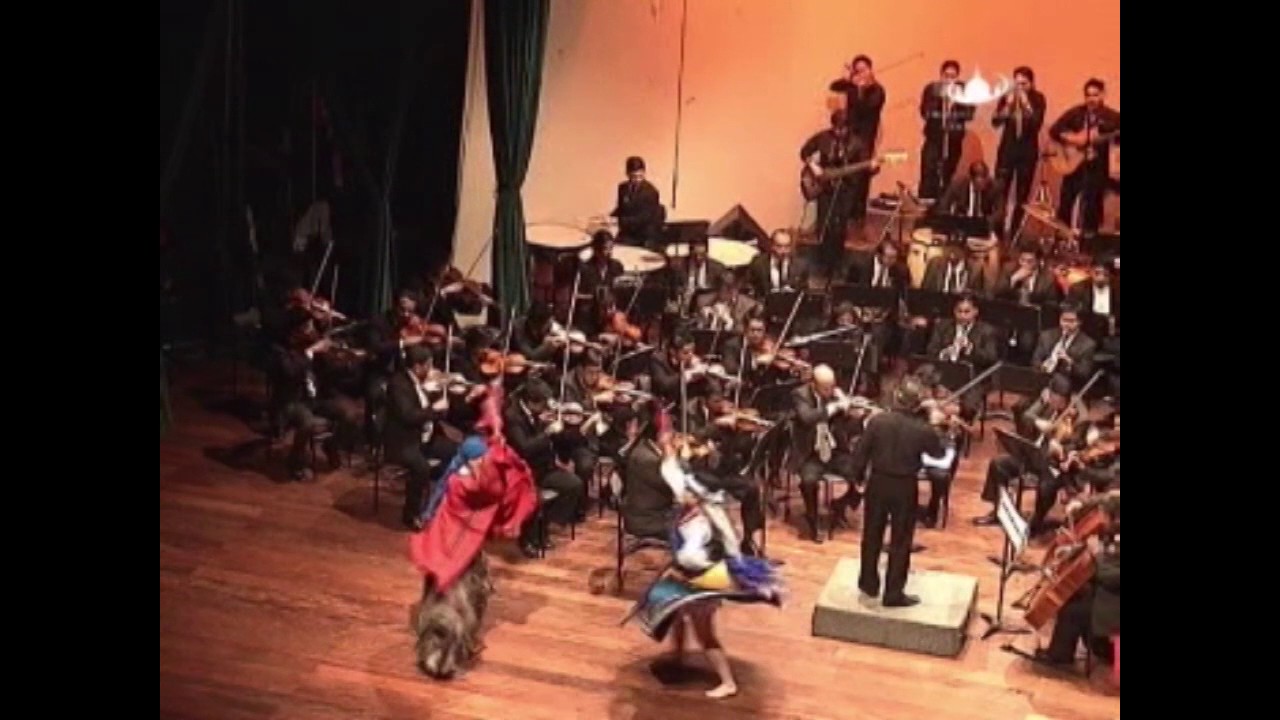 Fiesta de Pueblo / Ayllu llakta y Wayrapamushkas  / Orquesta sinfónica de Cuenca