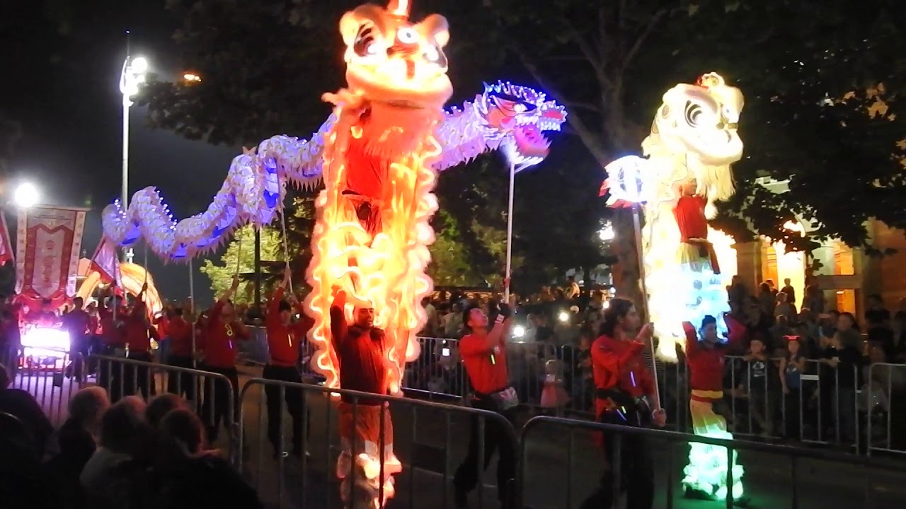 Bendigo Easter Torchlight Parade 2019