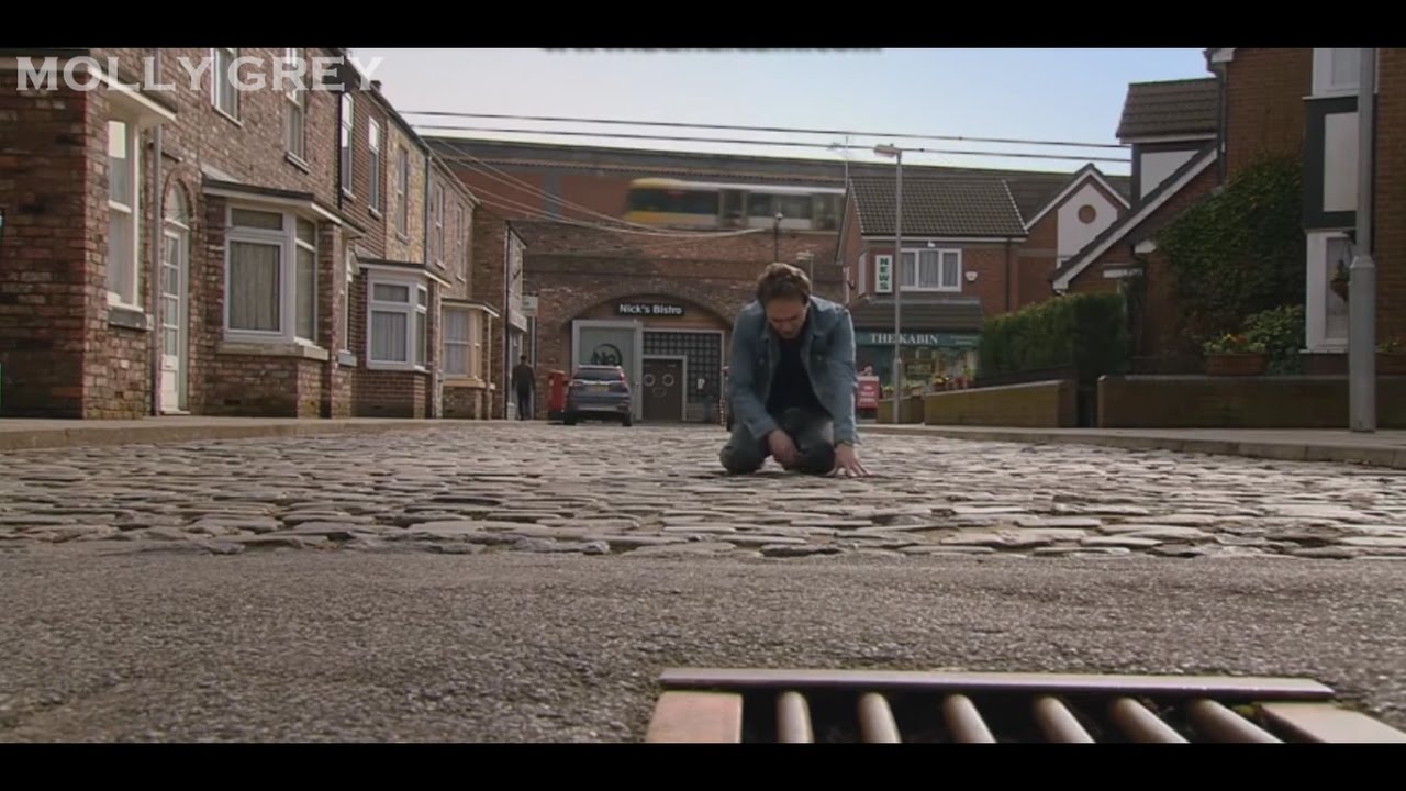 Coronation Street - David Sits On The Cobbles Where Kylie Died