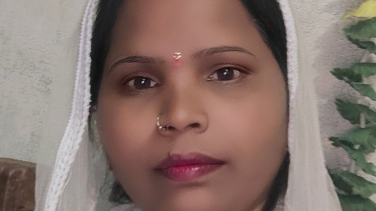 official Geeta Devi  लाइव है!