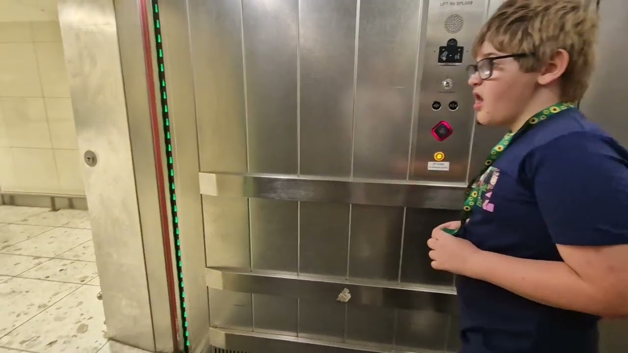 Lifts @ Gatwick Airport, No entry lift, Kone