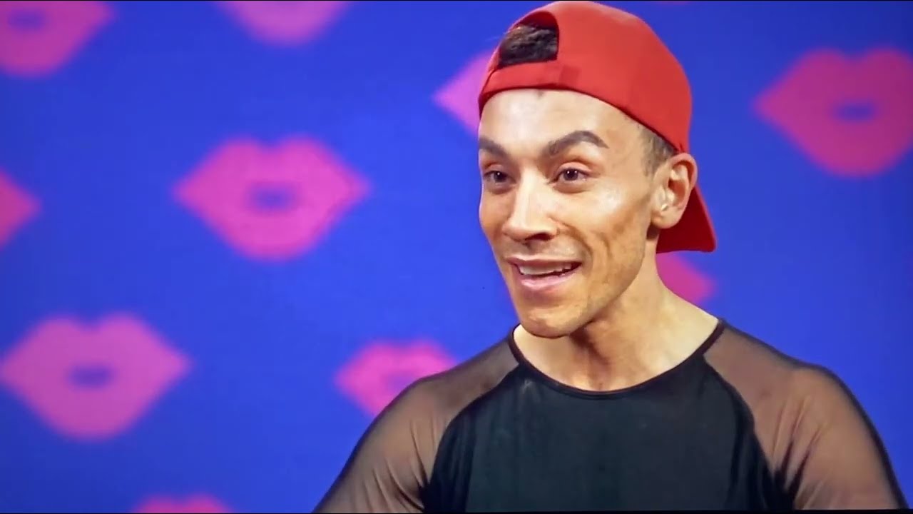 Top 30 hottest queens out of drag
