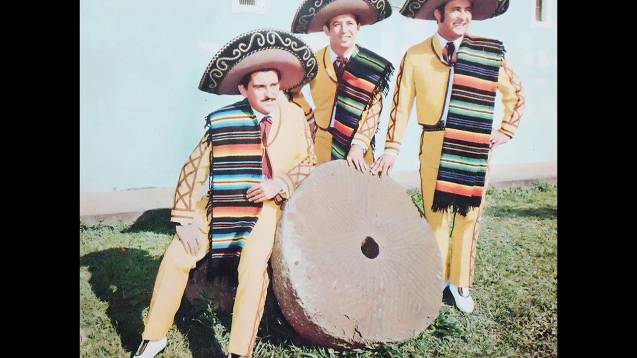 Pedro Bento, Zé da Estrada e Celinho - Quatro Caminhos (Cuatro Caminos)