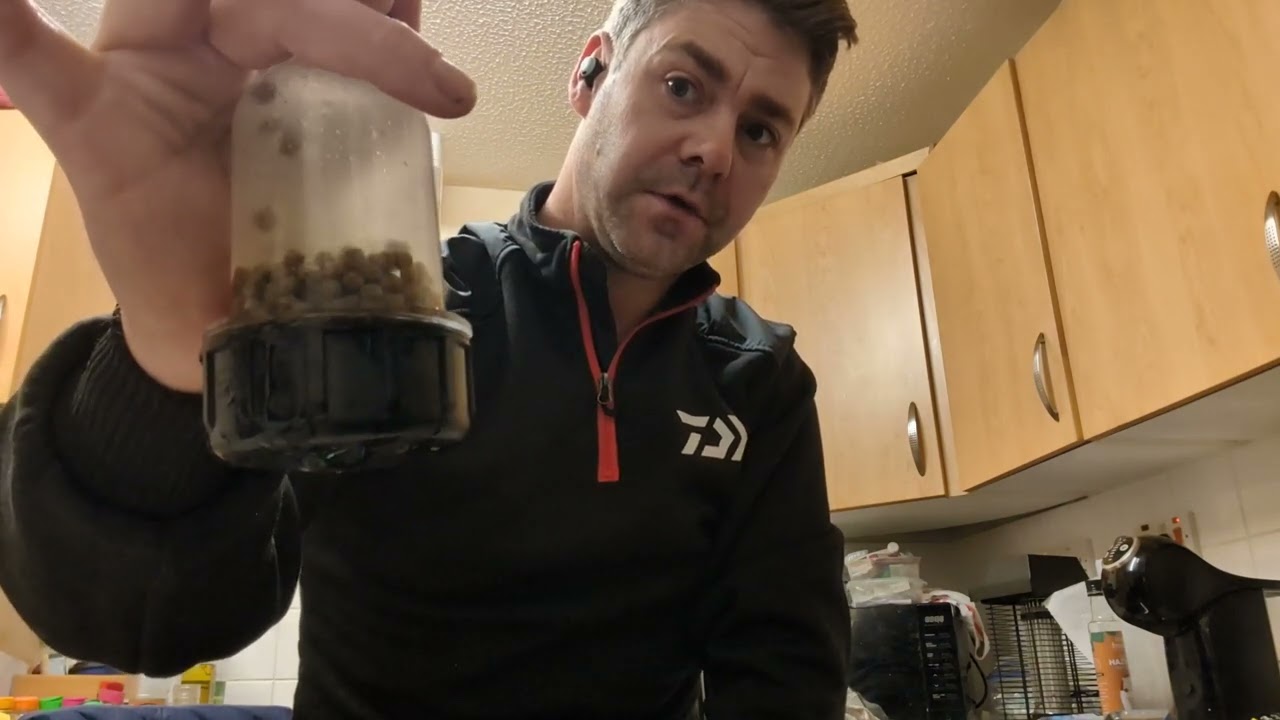 fishing. Quick and easy expander pellet prep
