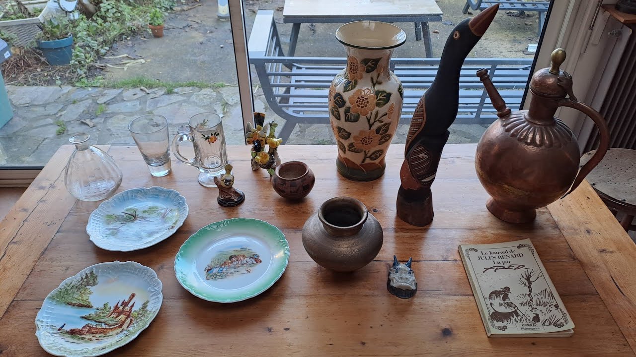Retour de brocante : des objets du bout du monde !