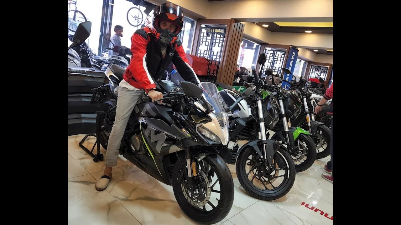 Sıfır Motosiklet Almaya Gidiyoruz | Hemen Teslim Alabileceğiniz Motorlar !!!