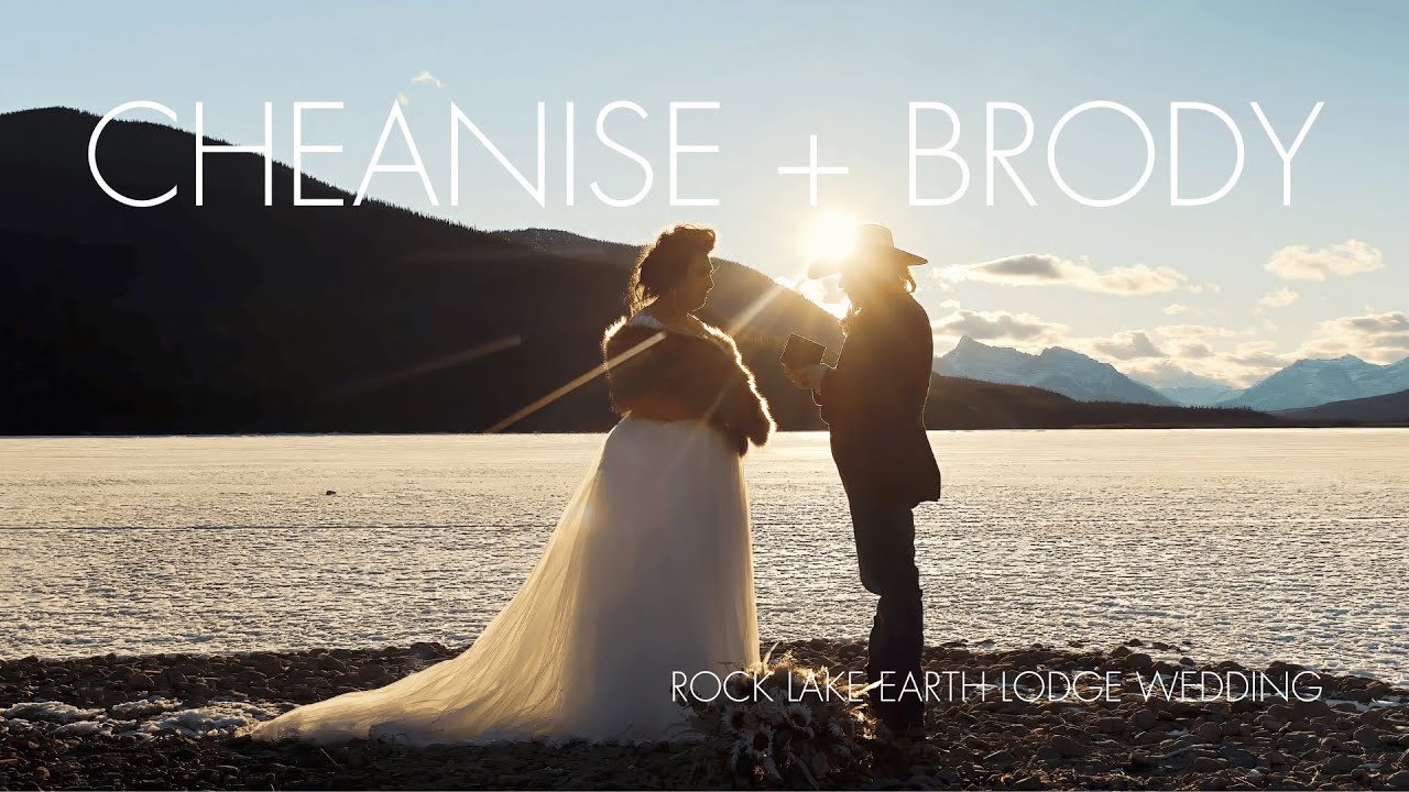 New Years Eve Elopement at Earth Lake Rock Lodge