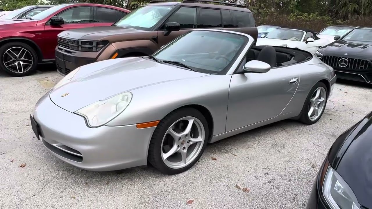 2003 Porsche 911 Carrera 4