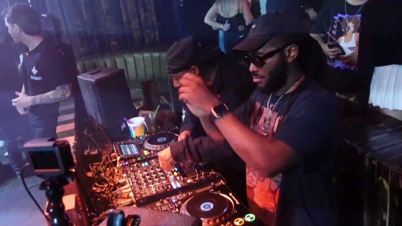 Club Bangers -  Breauxx B2b Techno Tupac @ CASA Boom Thursdays