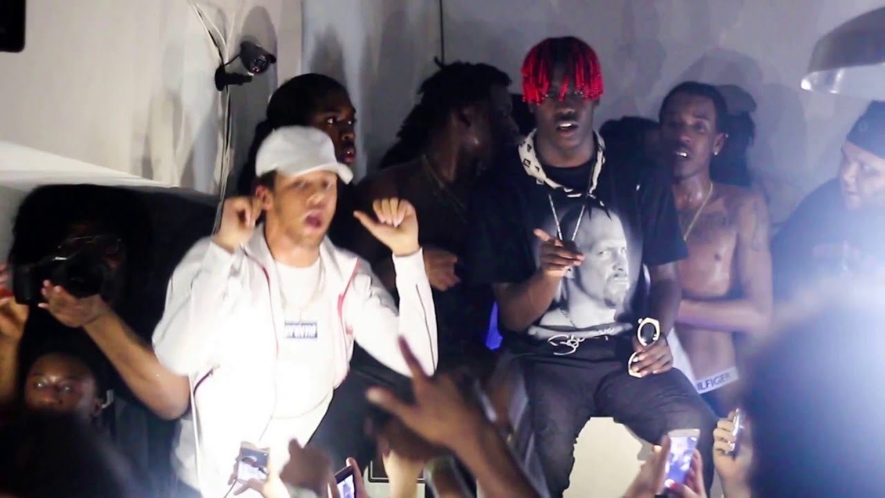Wintertime Performing 