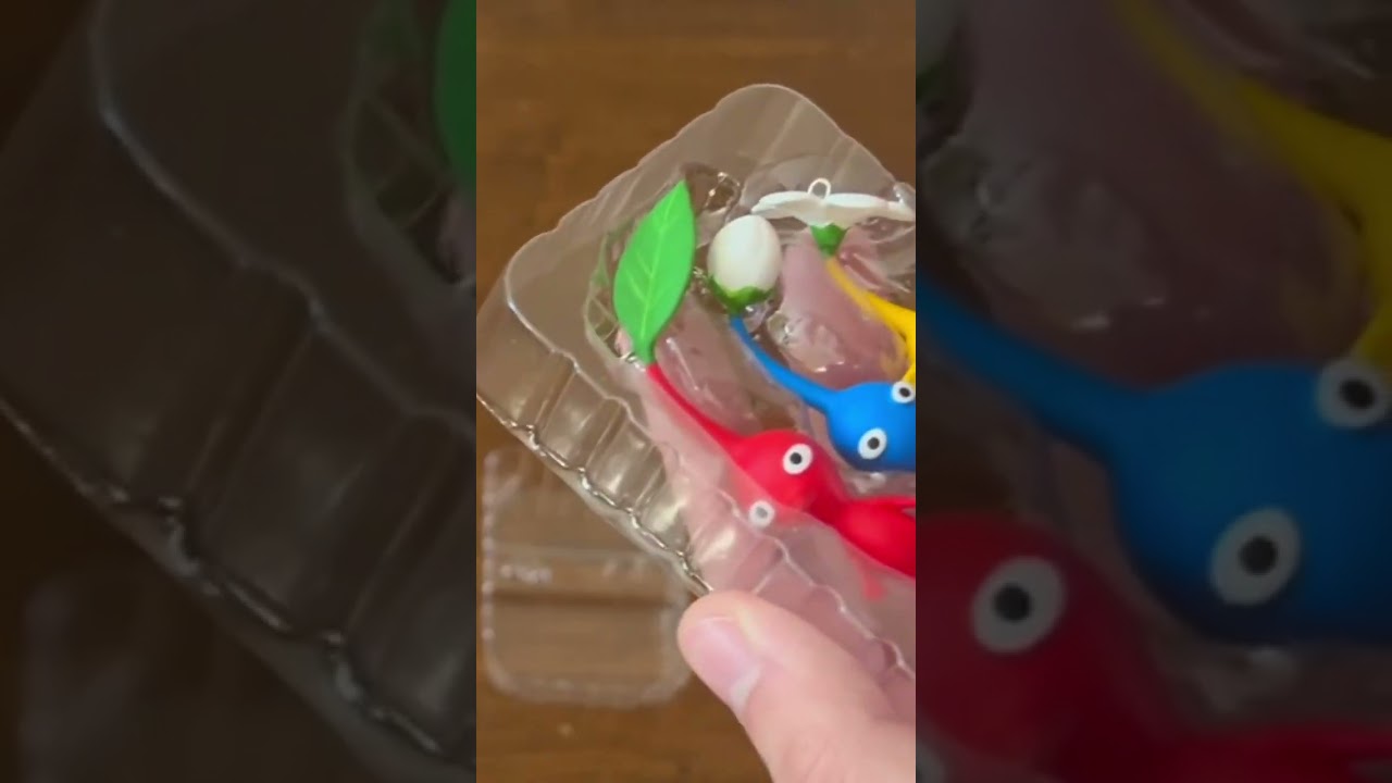 Unboxing the Hallmark Pikmin Christmas Tree Ornaments #Pikmas #Pikmin