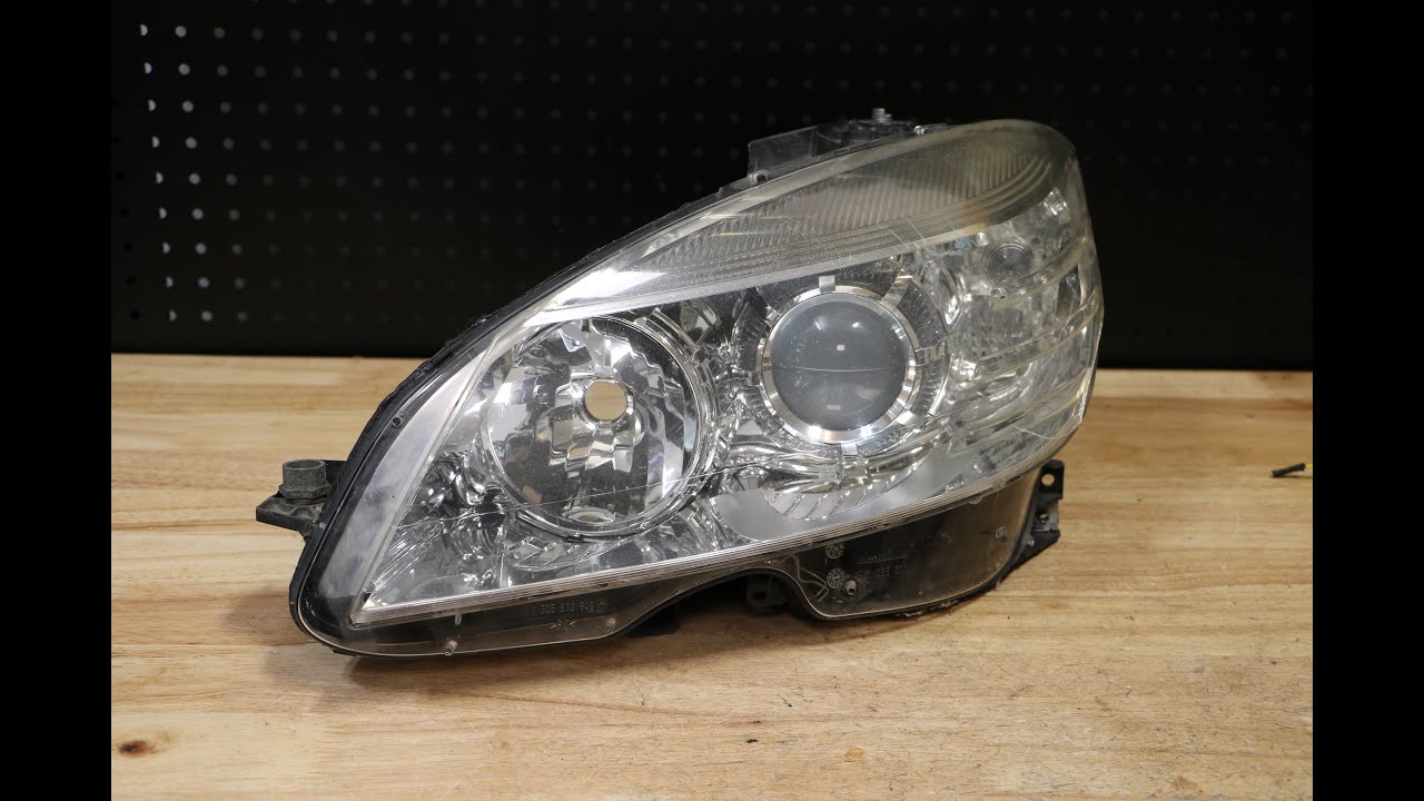 2008-2011 Mercedes-Benz C300/C350 Halogen Headlight Disassembly