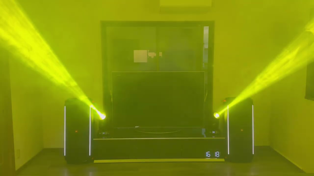 Neon Trails &ndash; Beyond the Light （Home Club）