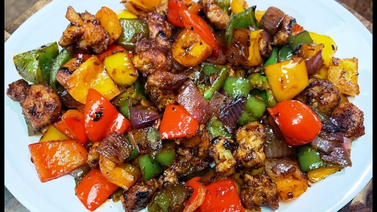 Asian style Saut&eacute;ed chicken with bell pepper I CHILLI CHICKEN DRY RECIPE I KETO DIET