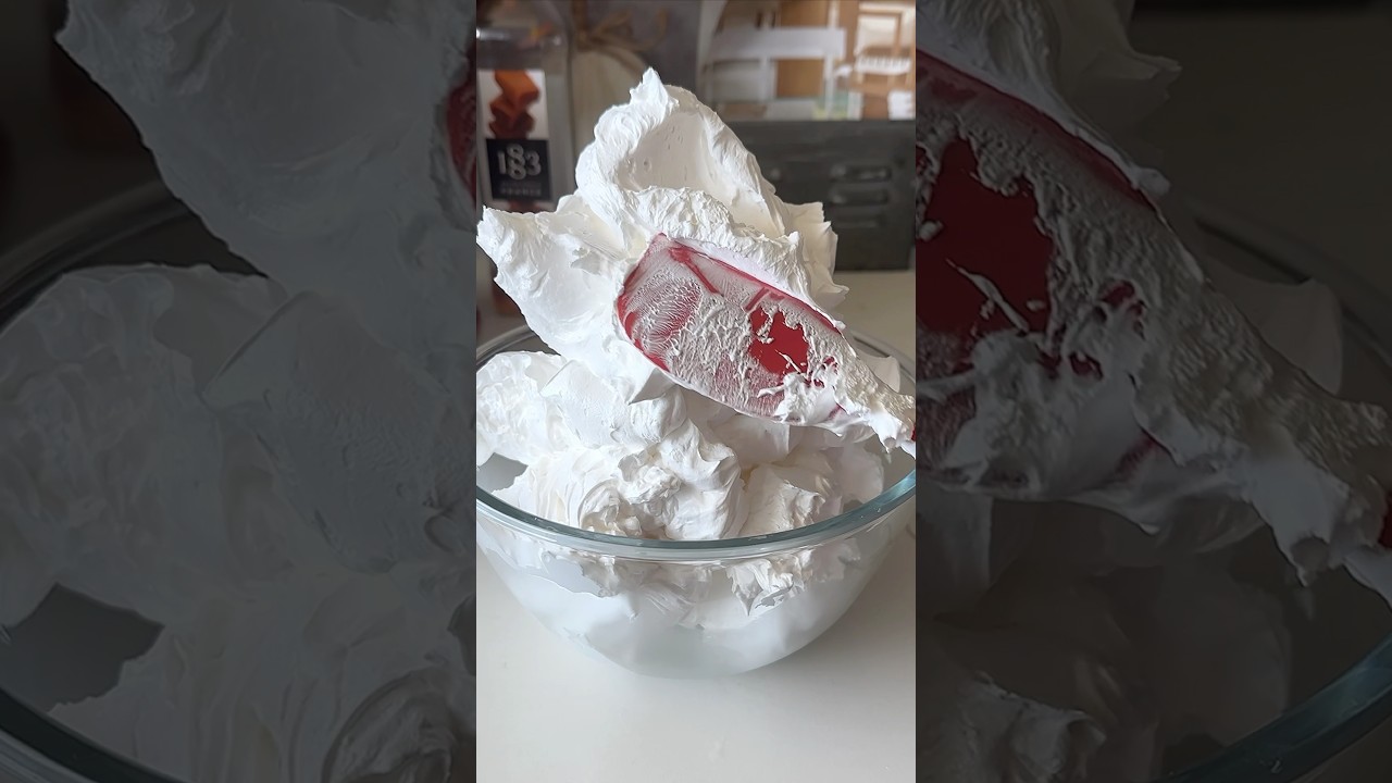 how much marshmallow puff frosting you&rsquo;ll get from one batch?🤔 #marshmallowflowers