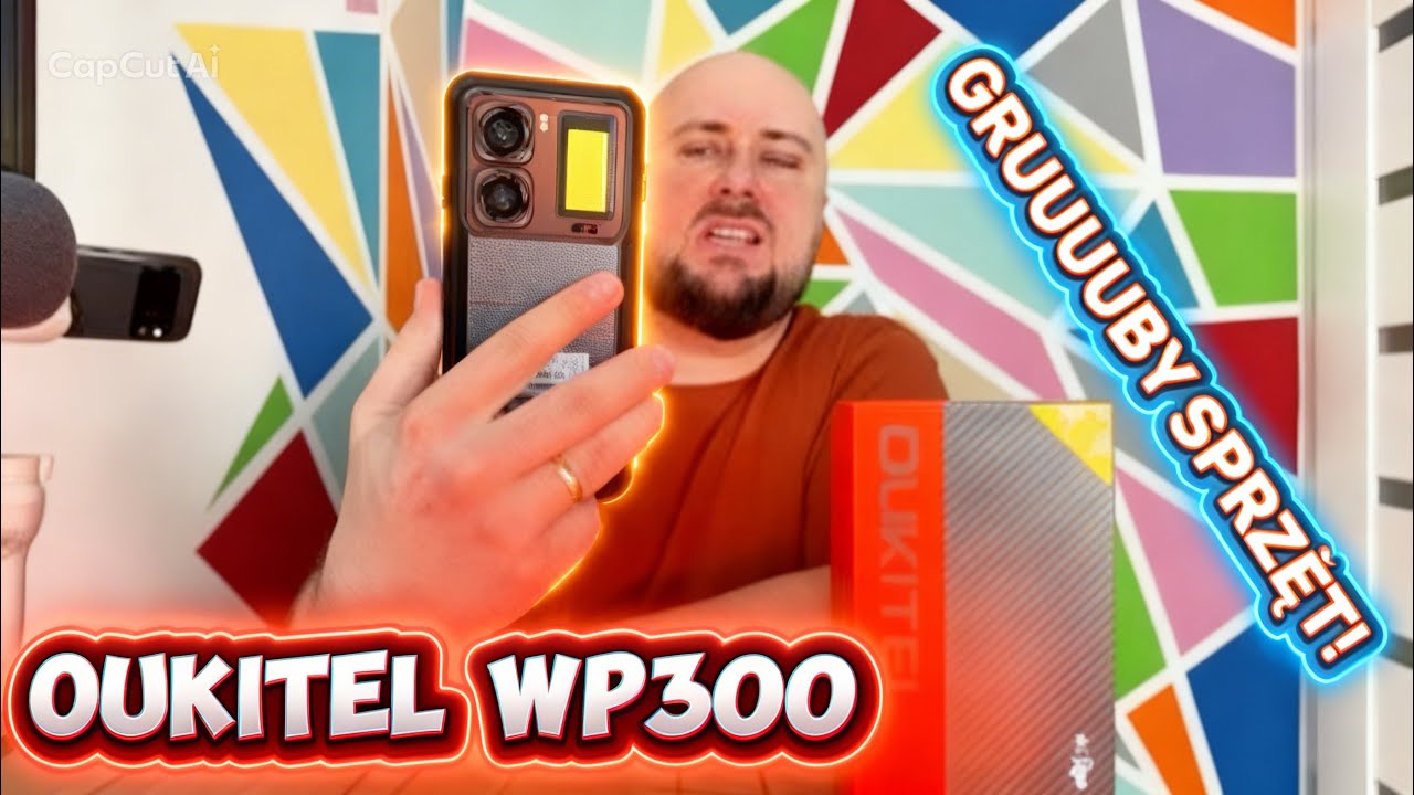 Oukitel WP300 ma odłączaną latarkę i drugi ekran, który jest smartbandem 😮