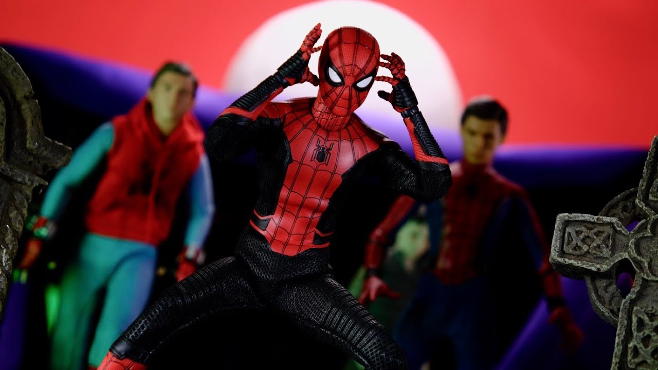 Mezco One:12 Collective Far From Home Spider-Man (MDX Exclusive) Review!