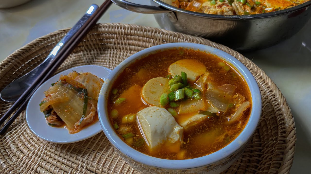 Kimchi tofu soup. Active Kitchen