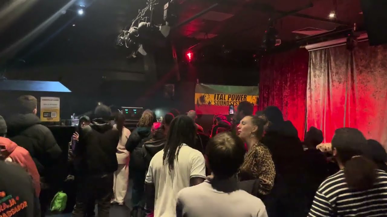 Ital Power playing Warrior Last Dubplate @ Amersham Arms 28/12/25