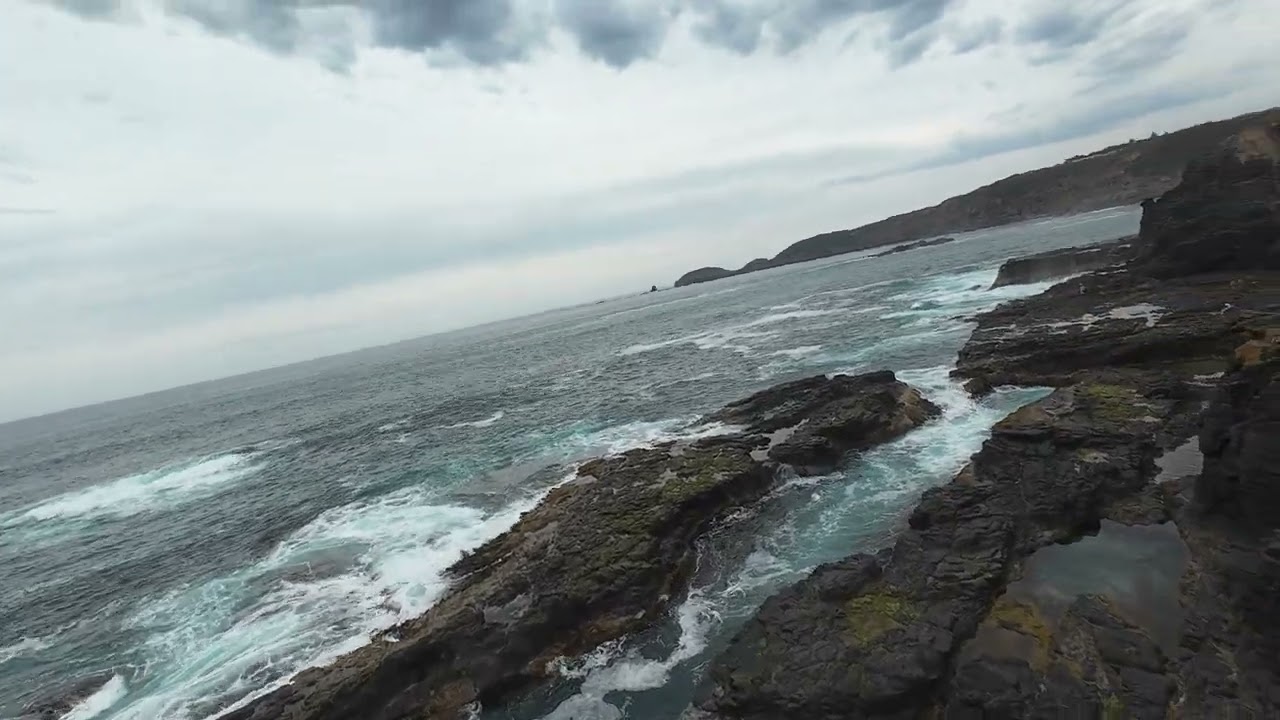Arch fly through Bushrangers bay