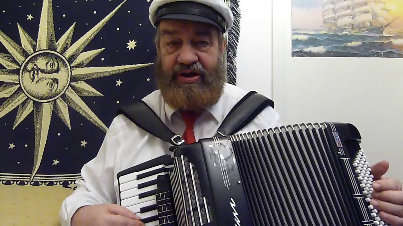 Sea Shanty, wir lagen vor Madagaskar mit dem Originalen Hamburger Shantyman Peter Fläschner
