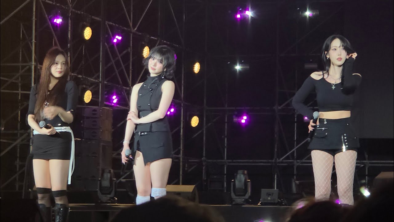 20260315【2026 高雄櫻花季音樂節】VIVIZ 비비지 | Full Version 完整版 | FanCam 飯拍