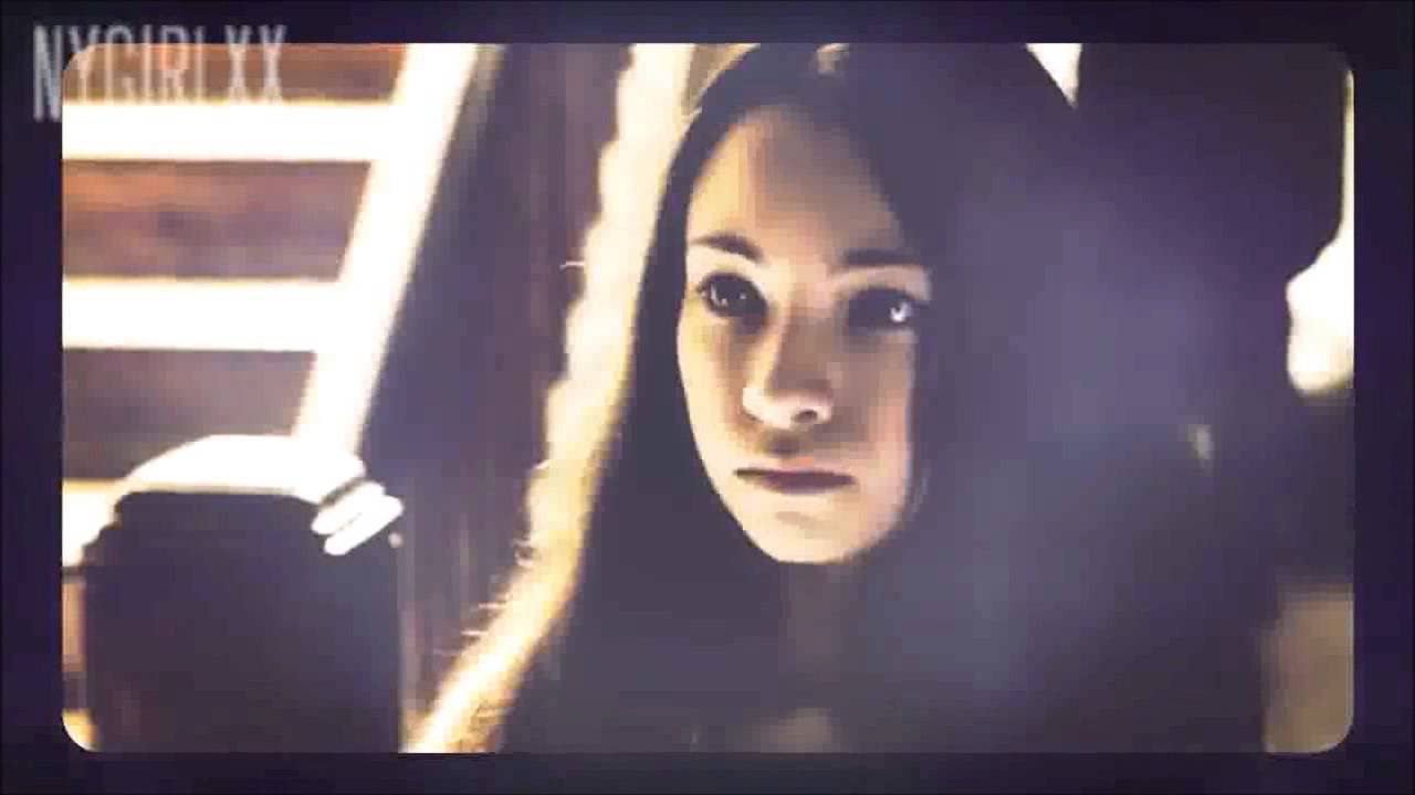 Jodelle Ferland love alone turkısh SONG
