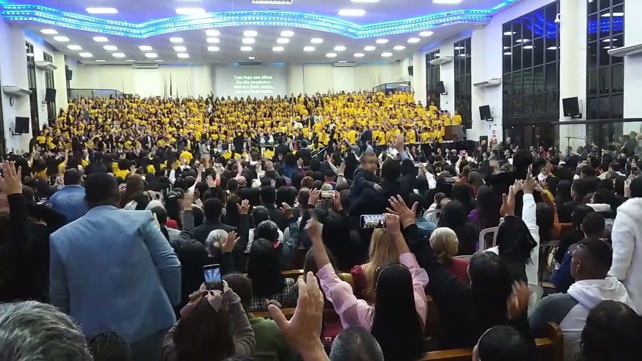 Eu já Coloquei as Minhas vestes Brancas - Creio - Itaim Paulista. Grupo de Adolescentes.