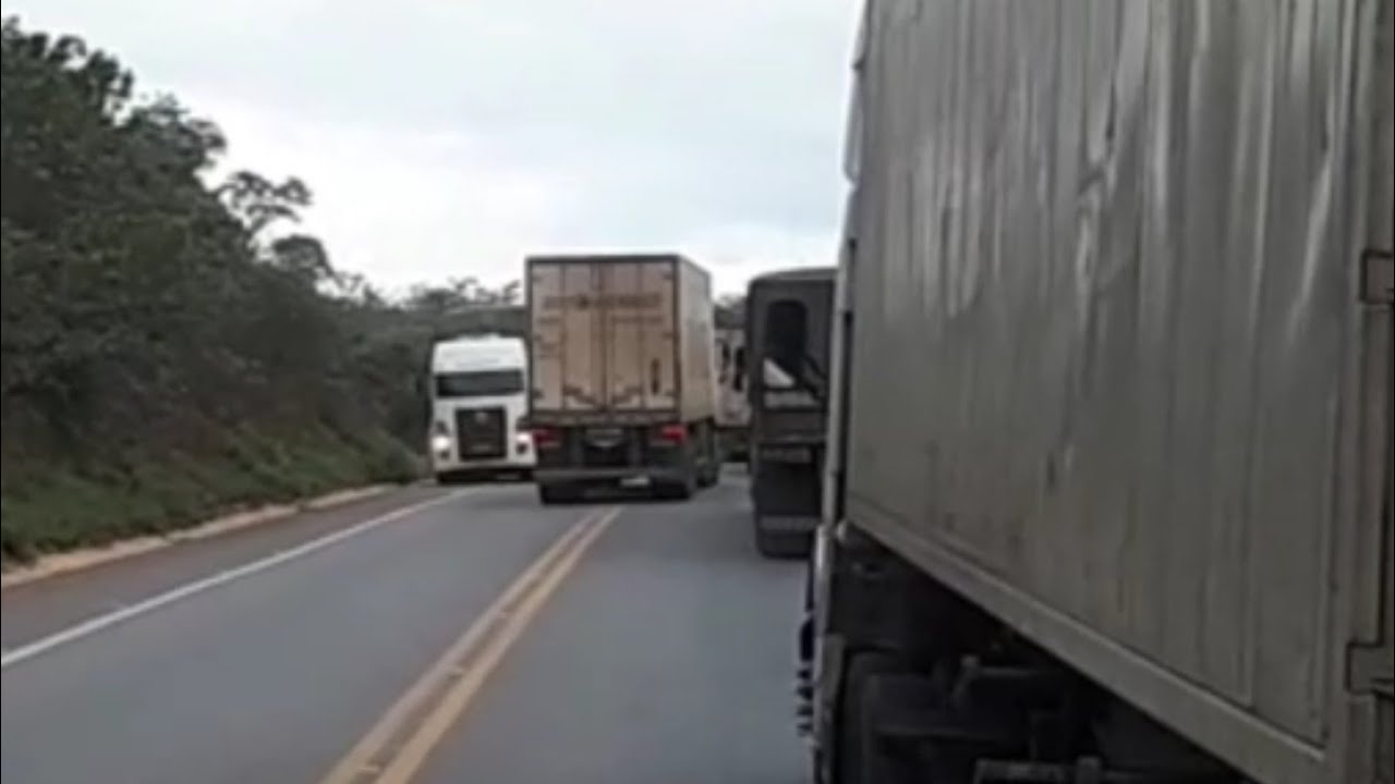 Flagrante de imprudência na BR251