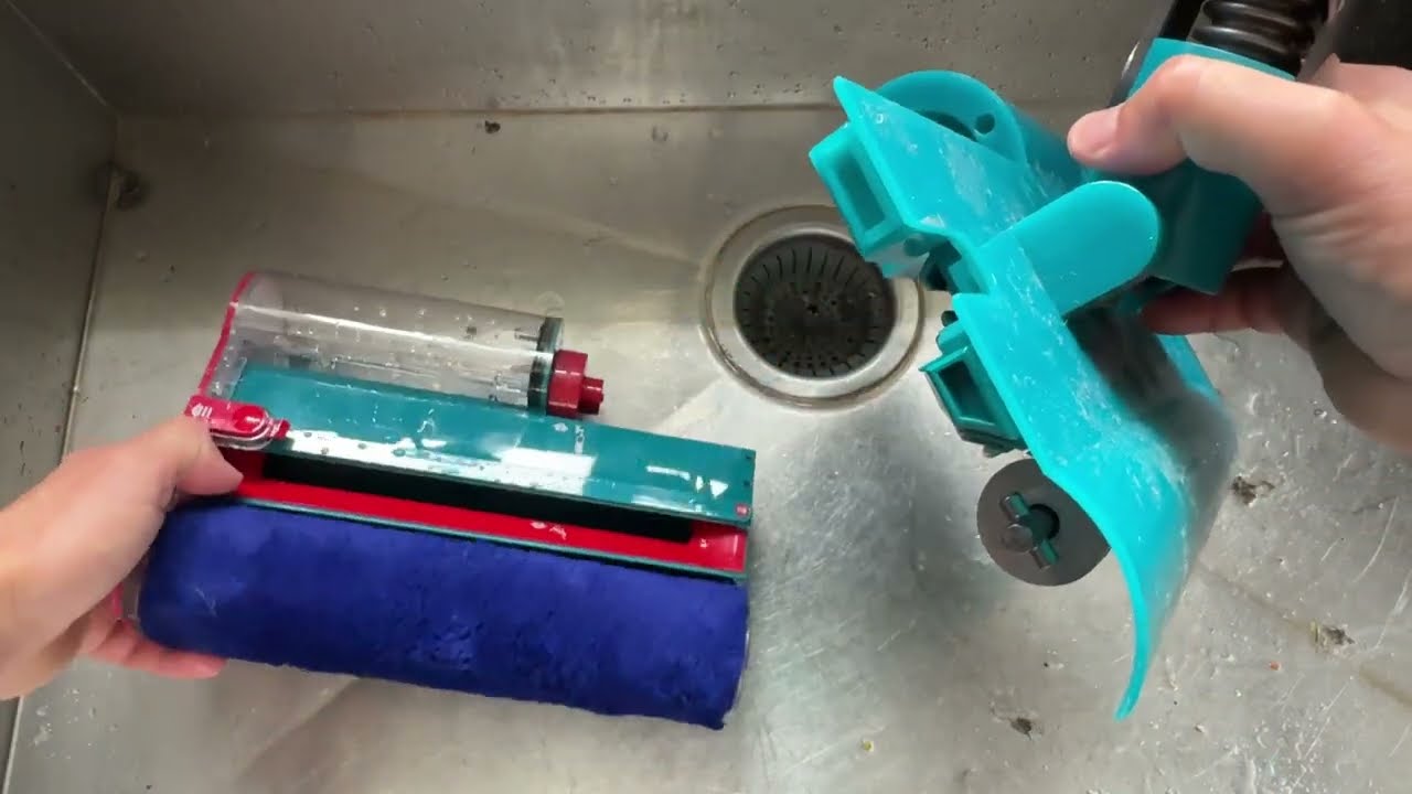 What To Do After Mopping With A Dyson V15 Submarine (Clean The Mop!)